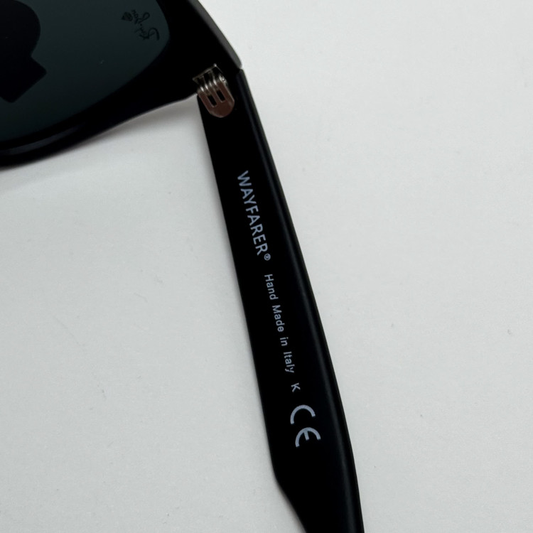 عینک آفتابی ریبن ویفرر شیشه سنگ مشکی که همراه پک کامل ریبن Rayban WAYFARER RB 2140 سایز 54