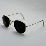 عینک ریبن هگزونال شیشه سنگ مشکی فریم طلایی به همراه پک کامل ریبن کد Rayban RB 3548