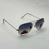 عینک ریبن خلبانی شیشه سنگ آبی هایلایت فریم نقره ای به همراه پک کامل ریبن Rayban RB 3025
