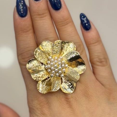 انگشتر زنانه مینیمال طرح برگ فری سایز freesize رنگ ثابت با کیفیت کد zgy (پس کرایه)