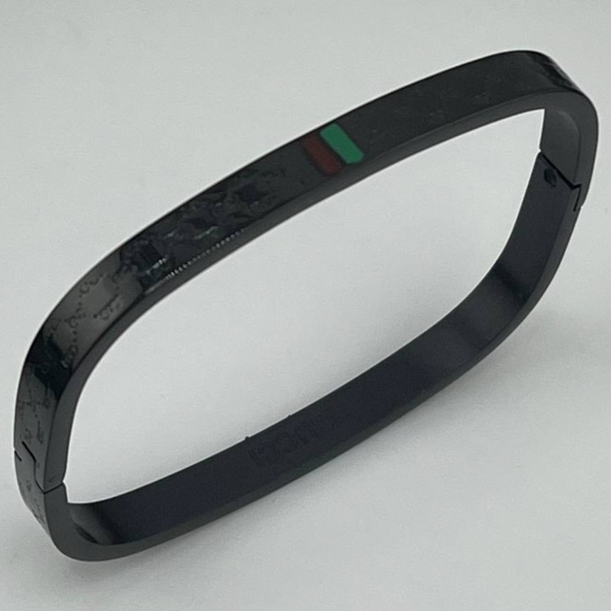 دستبند اسپرت ورساچ Versace استیل عیار 316 رنگ ثابت کیفیت عالی ضد حساسیت کد zki (پس کرایه)