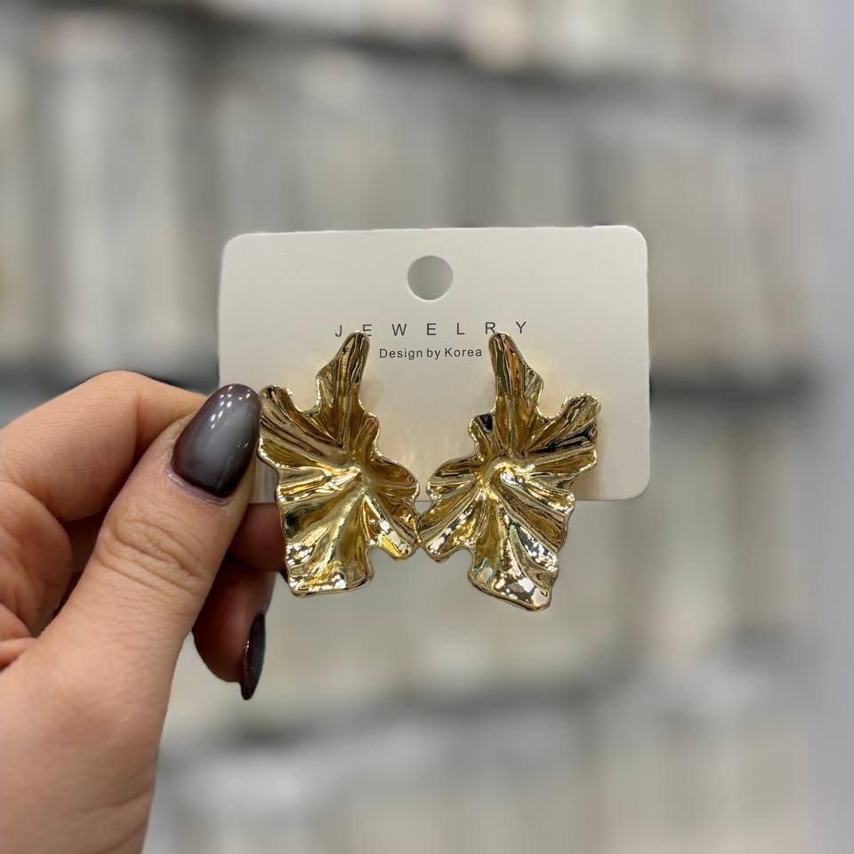 گوشواره فشن زنانه و دخترانه مینیمال دفرمه طرح دایره ای رنگ ثابت تنوع مدل کدgy