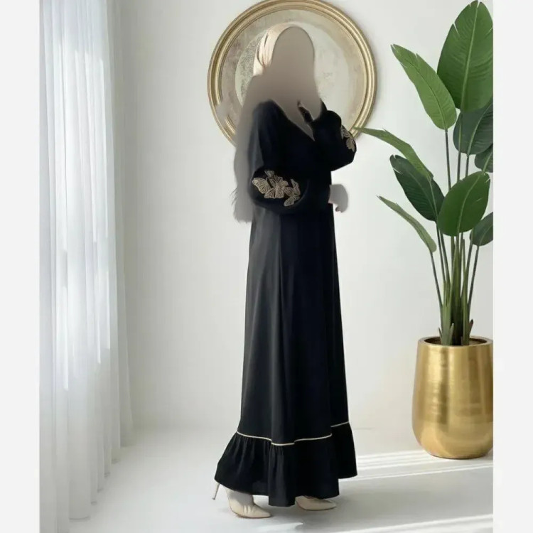 عبا زنانه مدل رند چیندار پارچه الیزه مشکی گلدوزی شده